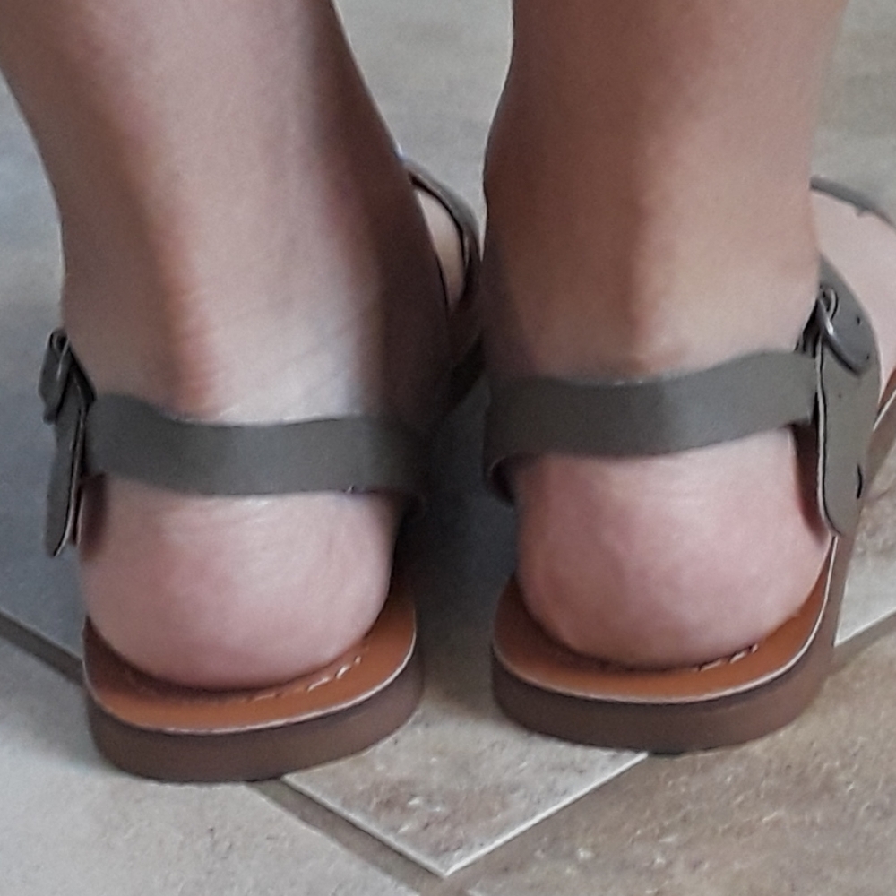 Lucky Brand Olive Strappy Sandals - Picture 4 of 6